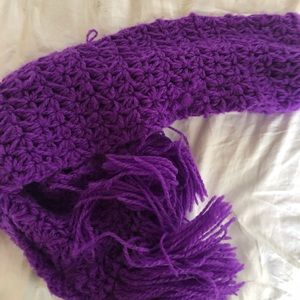 Purple knit scarf